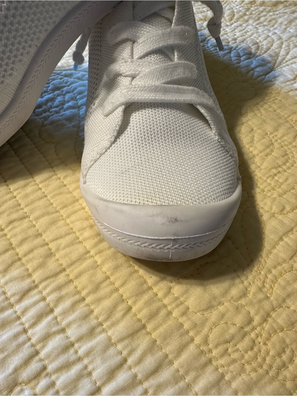 ALTOCIS from Amazon All-White Knit Casual Lace-Up Sneakers - Picture 6 of 10